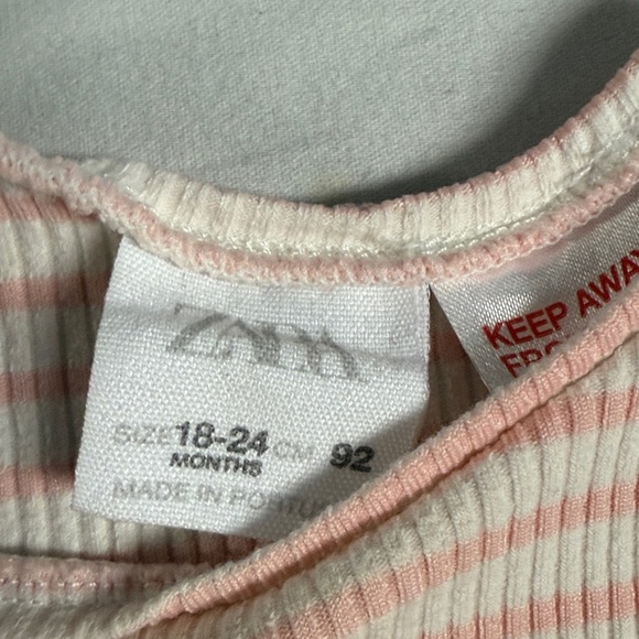 Zara - Pink and White Striped short sleeve Top - Picture 3 of 3